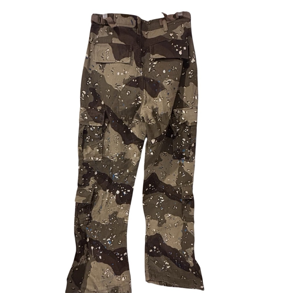 Fashion Nova Women’s Camo Paint Splatter Cargo Pants Utility Streetwear Flare XS - Picture 10 of 13
